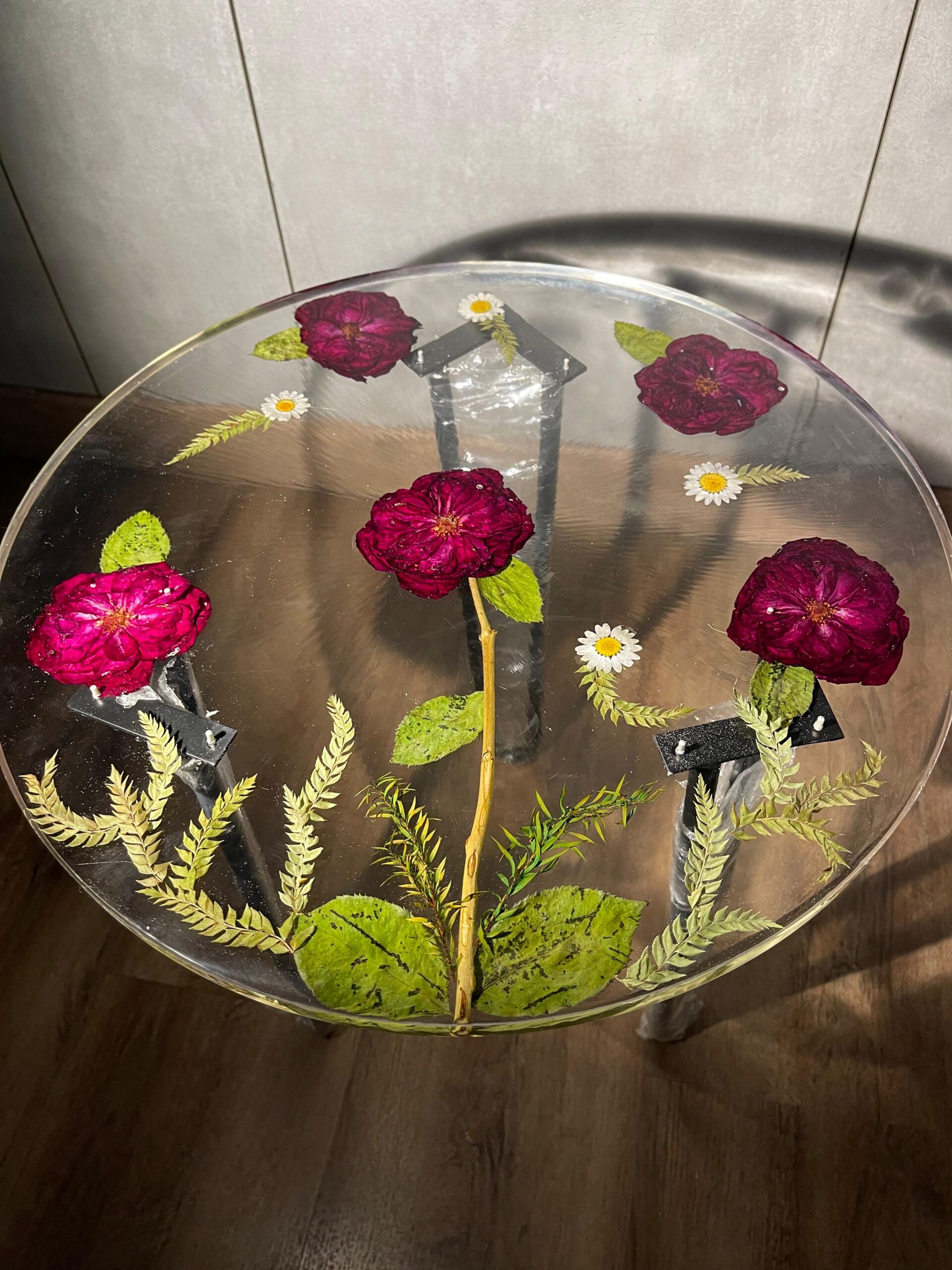 RTRCT001A Real Rose CoffeeTable RTRCT001A Real Rose CoffeeTable